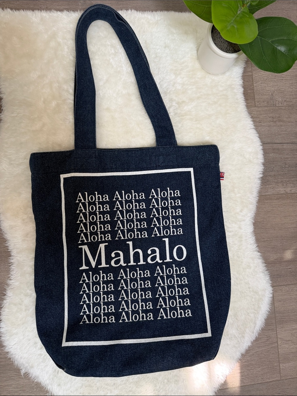 Bundle Mahalo Aloha Navy Tote with Hat - Picture 6 of 16